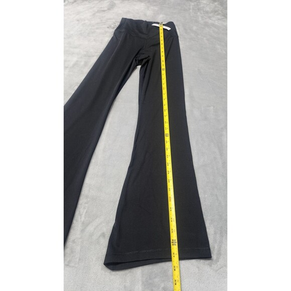 NWT Victoria's Secret Small Black Relay Flare Leggings - Picture 8 of 9